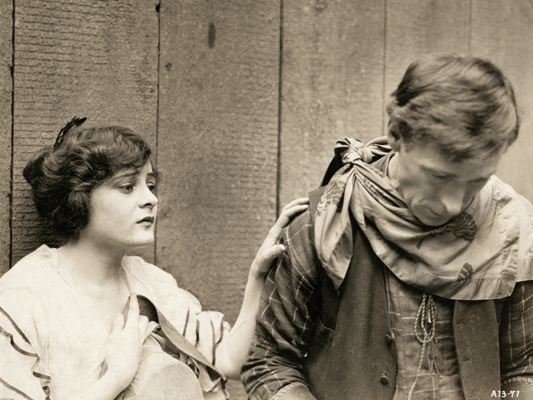 The Narrow Trail (Révélation) - Lambert H. Hillyer et Willian S. Hart - 1917 - Collections La Cinémathèque française