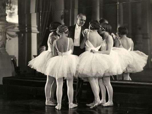 Les Nouveaux messieurs - Jacques Feyder - 1928 - Collections La Cinémathèque française