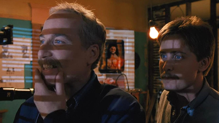 Étroite surveillance