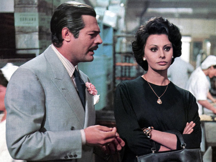 Marcello Mastroianni et Sophia Loren dans Mariage à l'Italienne