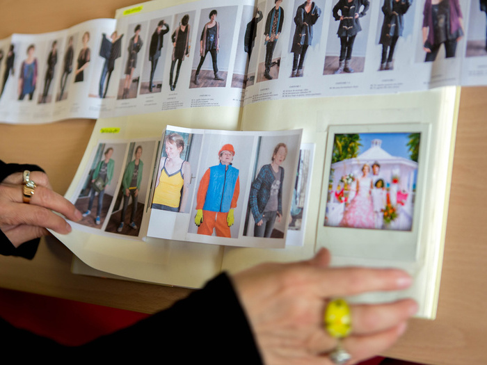 Carnet de costumes de Marie Le Garrec pour Queen of Montreuil (Sólveig Anspach, 2013)