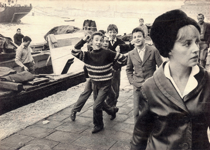 Jeanne Moreau sur le tournage de la dernière scène de Eva