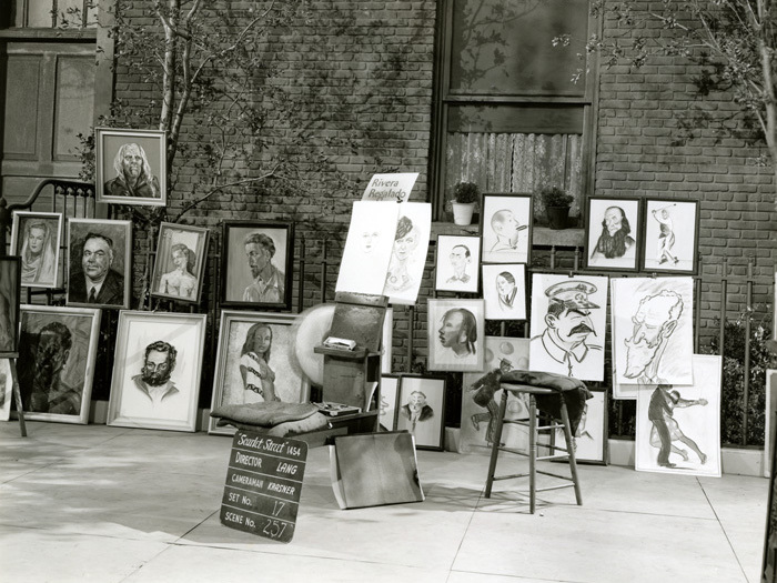 La Rue rouge (Fritz Lang) - Photo de décor du marché de l'art