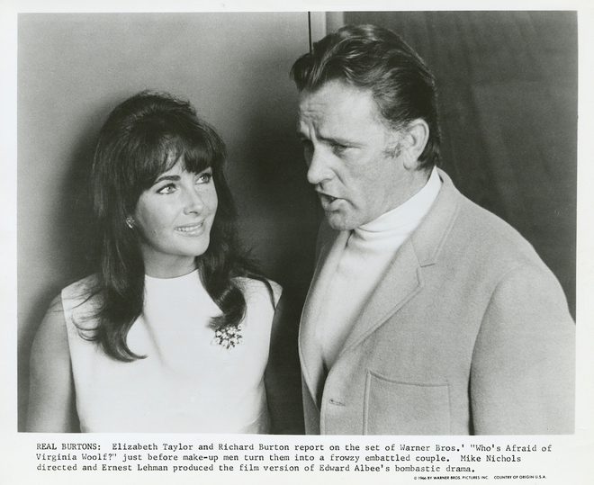 Richard Burton et Liz Taylor sur le tournage de Qui a peur de Virginia Woolf ? (Photo de promotion DR)