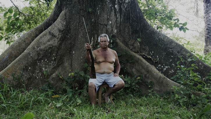 Tierra en la lengua