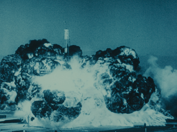 Notre si&egrave;cle (Artavazd Pelechian, 1982) 