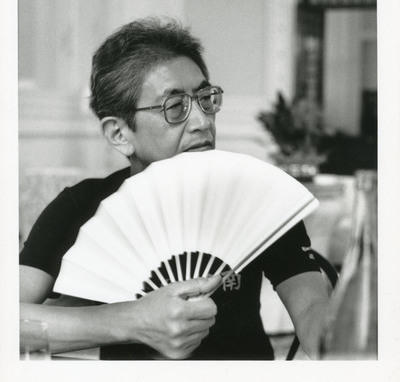 Nagisa Oshima : portrait à l'éventail