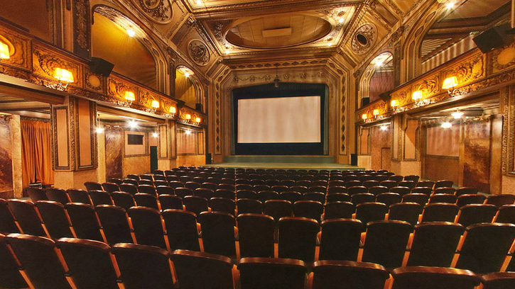 Salles de cinéma mythiques : le Byrd de Richmond et le Lucerna de Prague. Projections et débat avec Jean Achache et Joël Farges