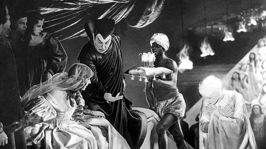 Faust Germany Faust (Friedrich Wilhelm Murnau, 1926) - La Cinémathèque française