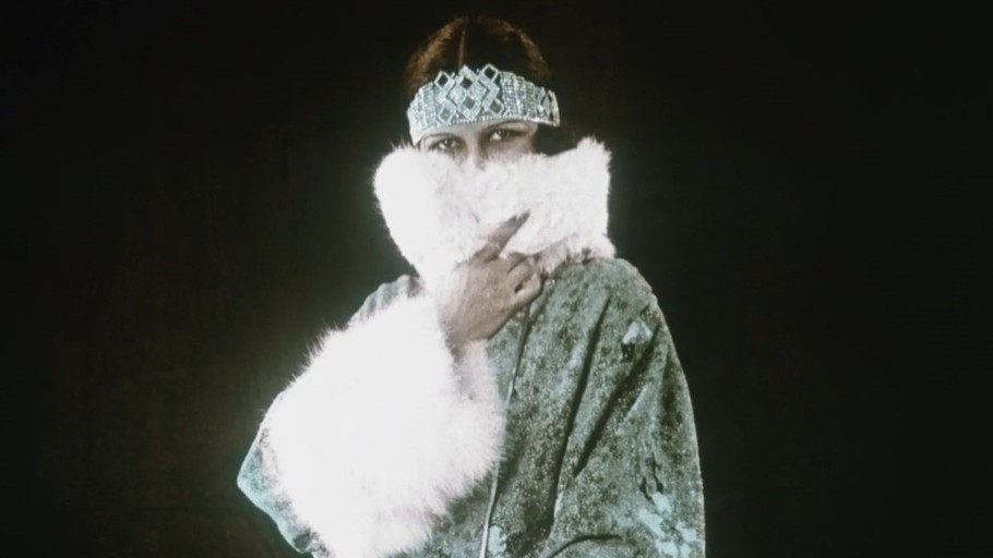 Les vitrines animées des Élégances parisiennes (1919-1925)