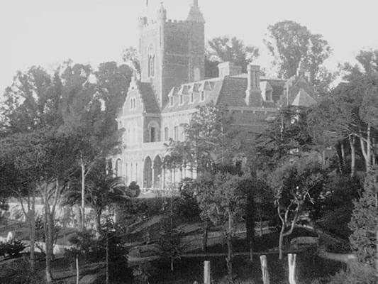 La Maison du mystère, épisode 1