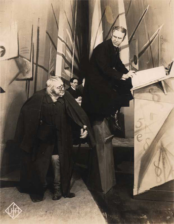 Le Dr Caligari et le magistrat