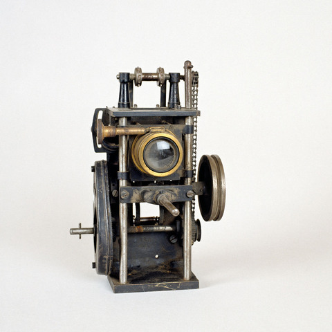 Projecteur de film 35 mm (AP-00-2240(1/2)) - Collection - Catalogue des