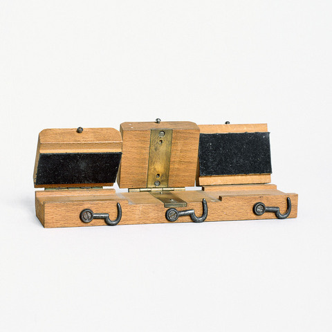 Colleuse film 35 mm (AP-96-1919) - Collection - Catalogue des appareils