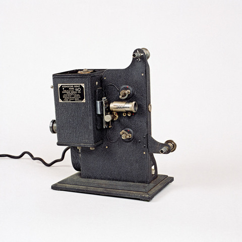 Unique KEYSTONE 8 mm Projecteur de Film Transformé en Lampe LED Neutre
