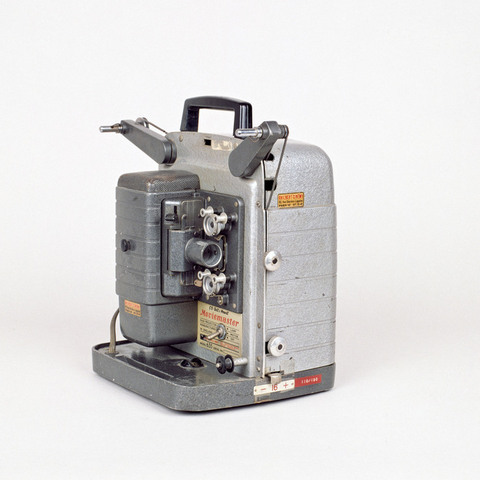 Ciné-Kodak Eight Model 60 | Kaufen auf Ricardo Ciné-Kodak Eight Model 60 | Kaufen auf Ricardo