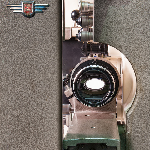 DEBITEUR POUR PROJECTEUR 35 /70 Mm | UK