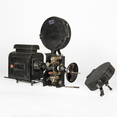 Projecteur de film 35 mm et plaques de verre (CNC AP 96 264