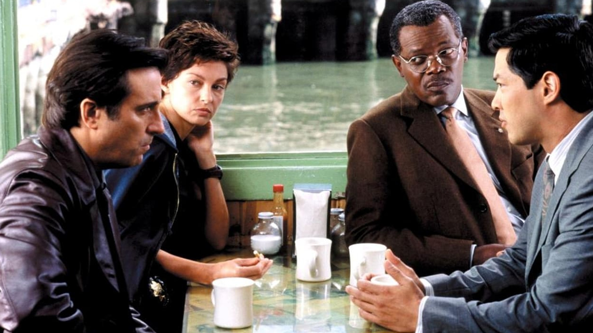 Distribution De Meurtres à Nordholm: Une Si Jolie Morte Instincts meurtriers (Philip Kaufman, 2002) - La Cinémathèque française