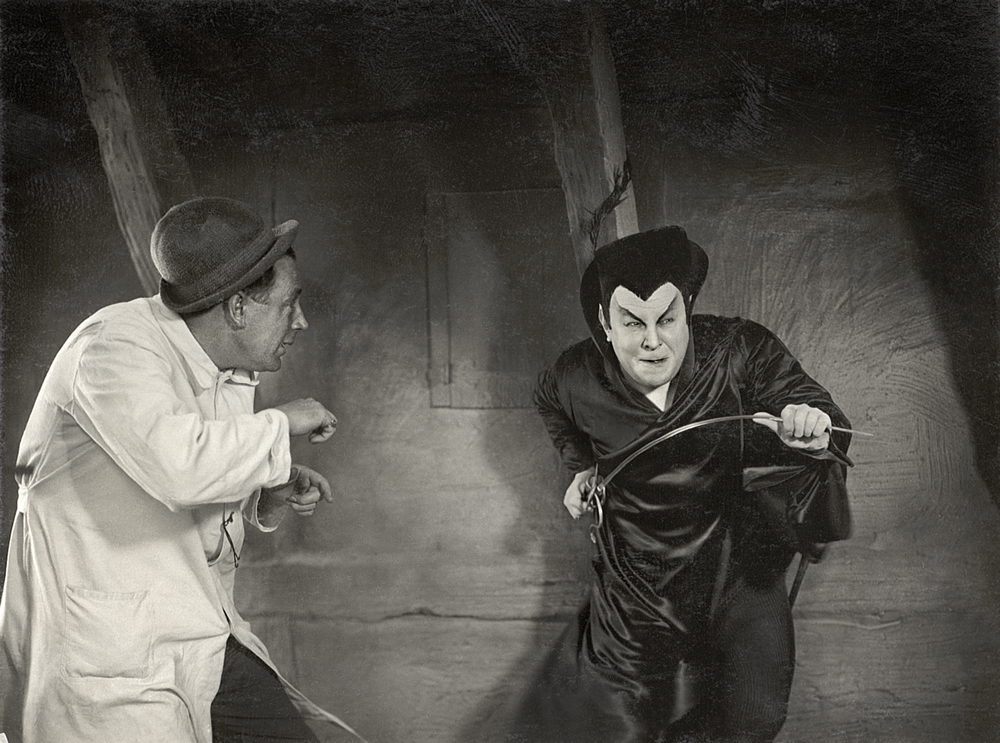 5 Behind The Scenes Photograph By Hans Natge Of F W Murnau And Emil Jannings On The Set Of Faust From The Faust Bible Courtesy Of The Estate Of Hans Natge Digitized And Processed By St Phane Dabrowsk 5 Behind The Scenes Photograph By Hans Natge Of F W Murnau And Emil Jannings On The Set Of Faust From The Faust Bible Courtesy Of The Estate Of Hans Natge Digitized And Processed By St Phane Dabrowsk