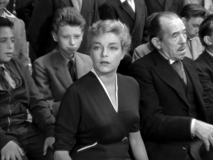 Johnny Hallyday avec Simone Signoret et Pierre Larquey dans Les Diaboliques